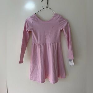 💗 Nordstrom Girls Long Sleeve Dress 💗
Size: Girls 6